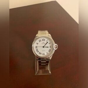 Men's Silver Quartz Watch with Roman Numerals